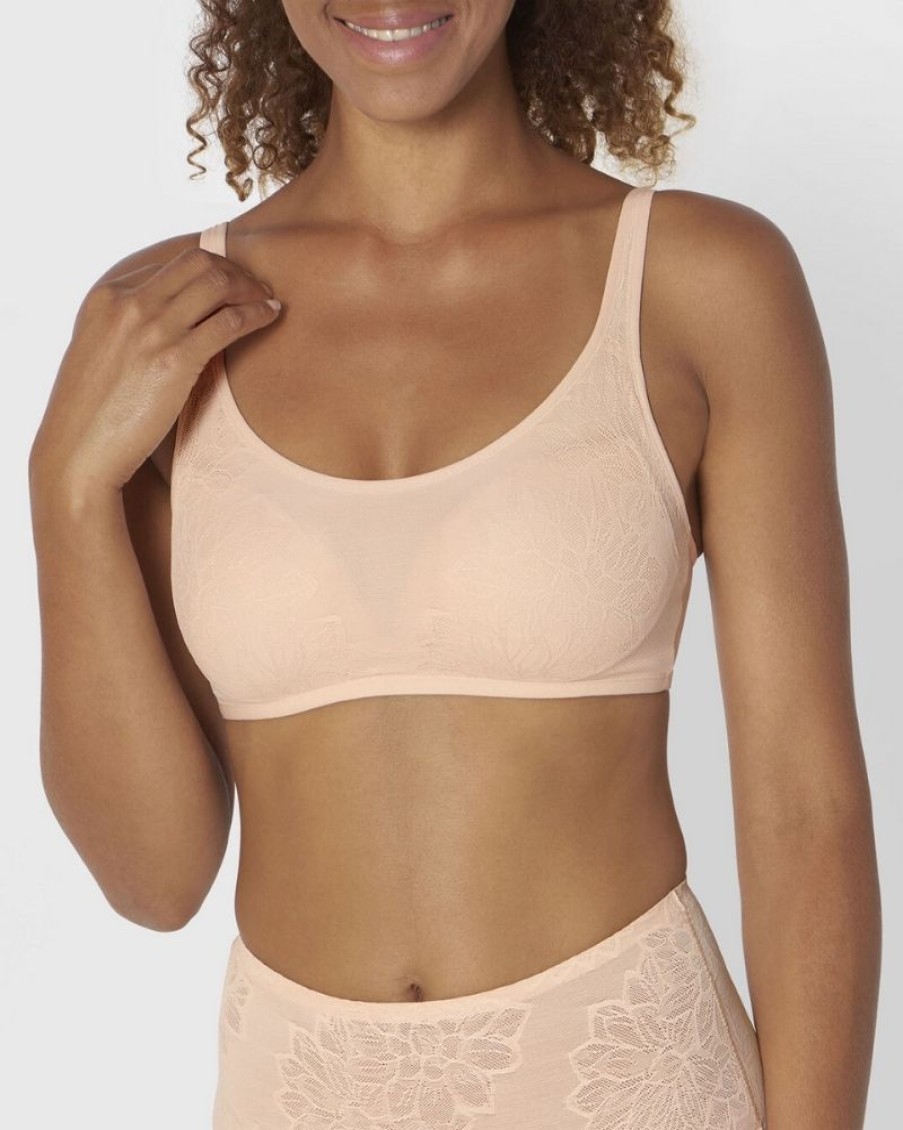 Triumph Triumph - Fit Smart Padded Bra | Bras