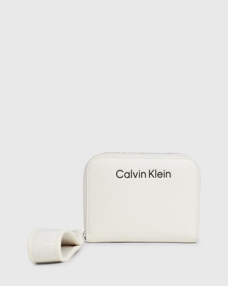 Ck Acc Calvin Klein - Gracie Med Zip Around Wallet | Wallets